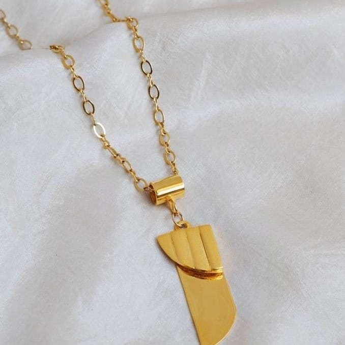 Balance Necklace