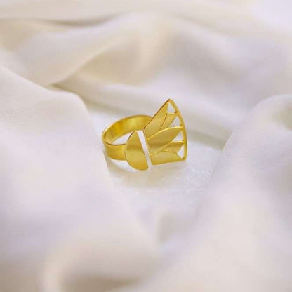 Lily ring
