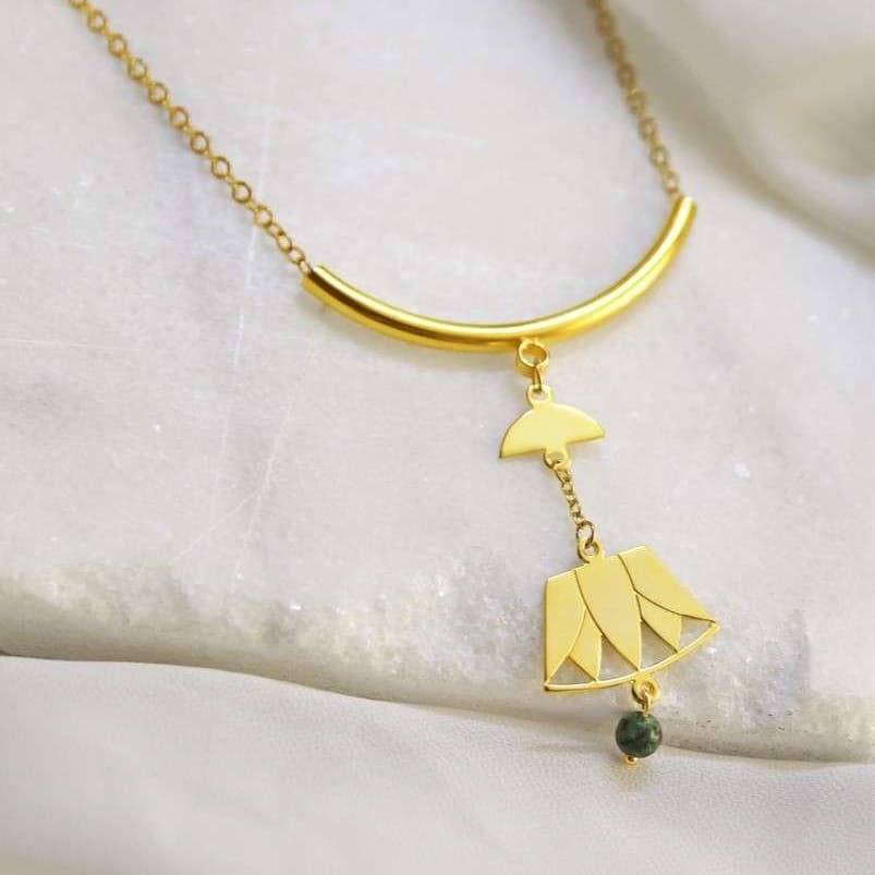 Lily Necklace