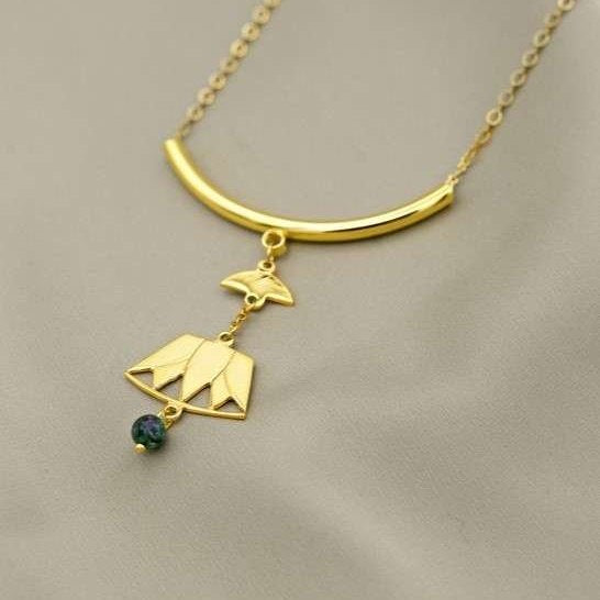 Lily Necklace